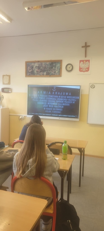 719f2f0b-3c2f-4914-b6a5-7ed760b1db31