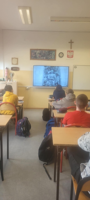 22447b72-b6c9-4c84-a1df-5bba04e569db