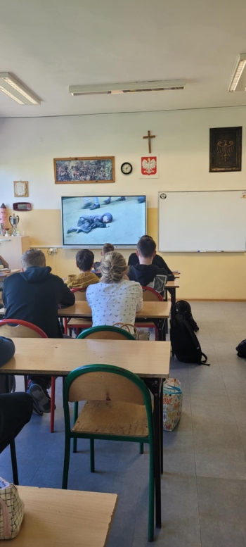 c756ac03-f17f-4d84-b7cf-94381fef64ca