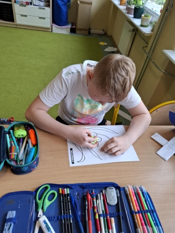 e56b9511-52ac-4acb-96d4-4271a9efeaa8