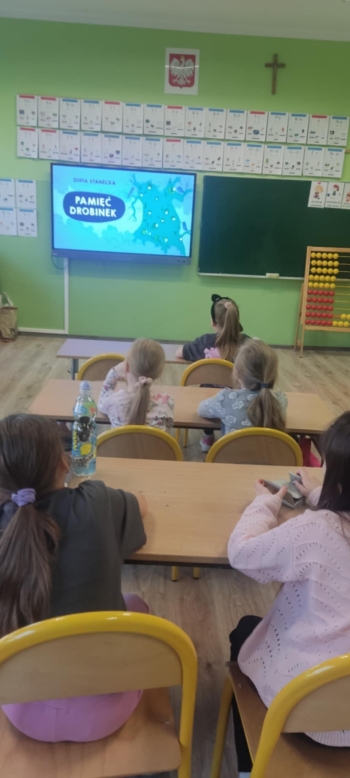 ee61c105-2928-434f-af9e-b73ae87cb37f