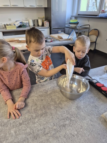 597281584_1326115495984886_4693745401416794908_n