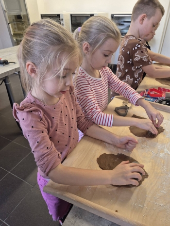 598261946_1326116479318121_3964603560927345028_n