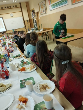 599942016_1330960642167038_3310205739717936653_n