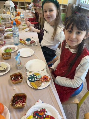 600221975_1330272542235848_8218180264047426113_n