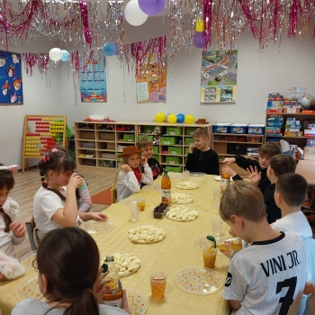 622915229_1361906215739147_3241740145322143296_n