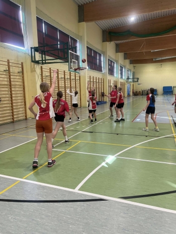 643548171_1385470996716002_294254993275412395_n