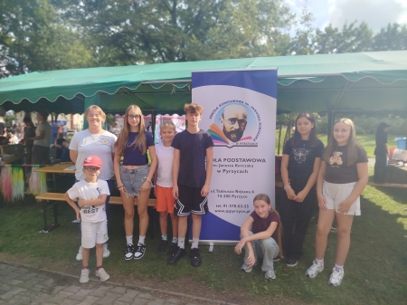 Nasi wolontariusze na Dożynkach Gminnych 