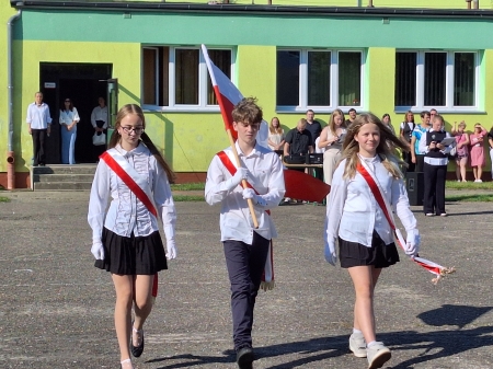 Rok szkolny 2025-2026 rozpoczęty...