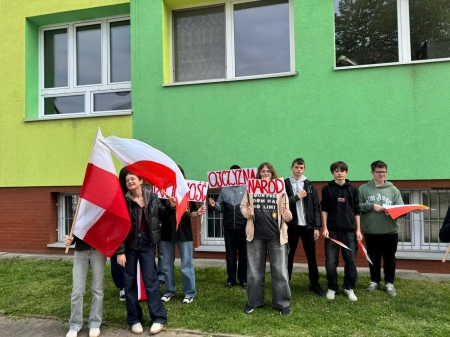 BIAŁO I CZERWONO...