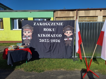 „Koniec jest zawsze początkiem czegoś nowego” - żegnamy rok szkolny 2025/2026